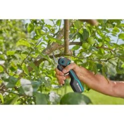 GARDENA Akku-unterstützte Gartenschere AssistCut 15 GARDENA Akku-unterstützte Gartenschere AssistCut -Gardena GARDENA Akku unterst tzte Gartenschere AssistCut@@1806140 7
